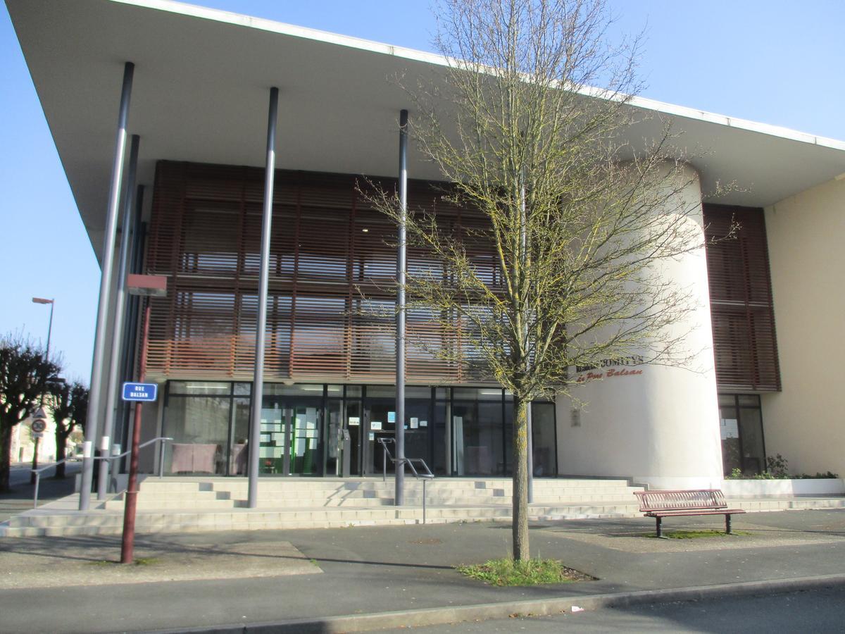 Domitys Le Parc Balsan Aparthotel Châteauroux Buitenkant foto